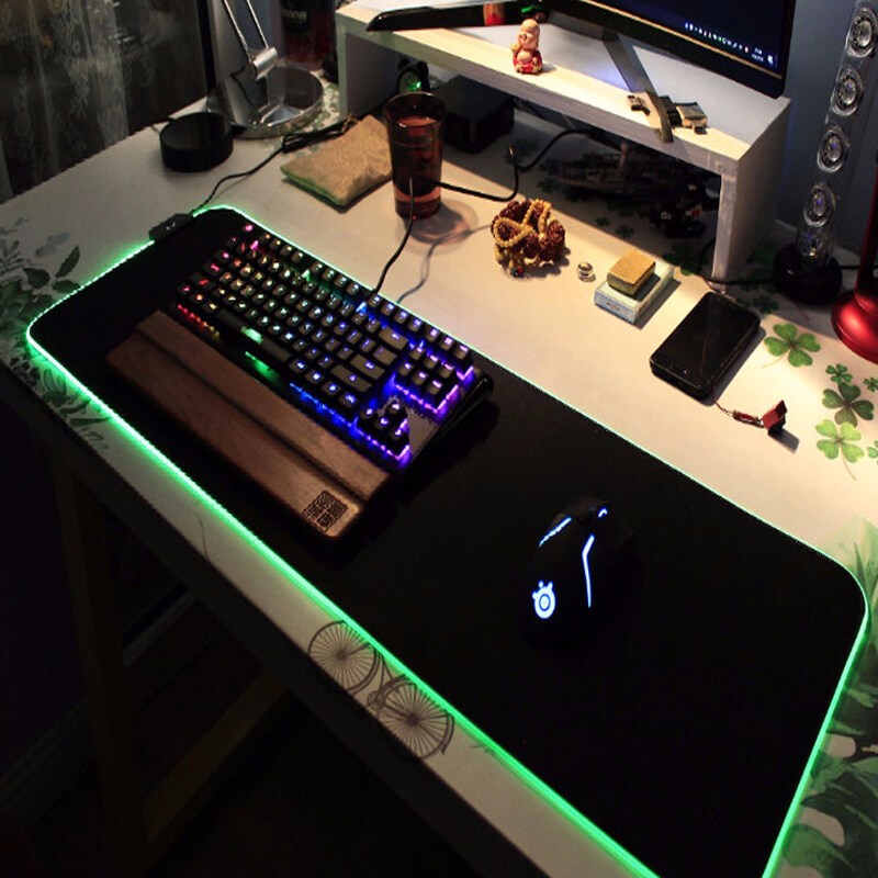 Nice printing glowing LED lighting large size keyboard gaming mat   