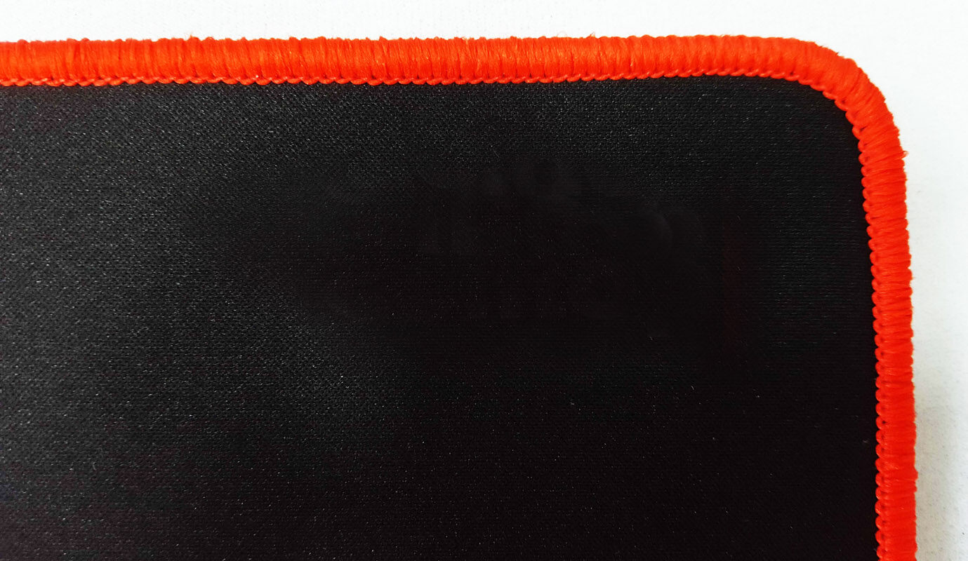 extended large size non slip natural rubber base black color no logo gaming mouse mat  