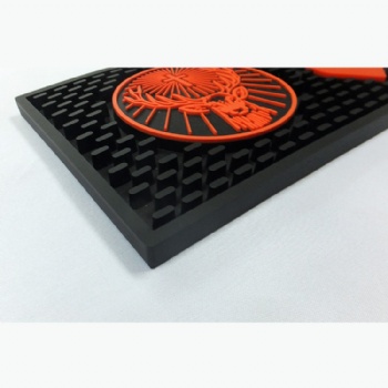 Custom Branded Silicone Rubber Beer Bar Mat Eco Water proof PVC Drinking Bar rail mat silicone bar mat srip spill bar mat